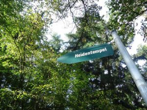 Der Heidentempel ist unsere nächste Station auf dem Hexenpfad in Tecklenburg.