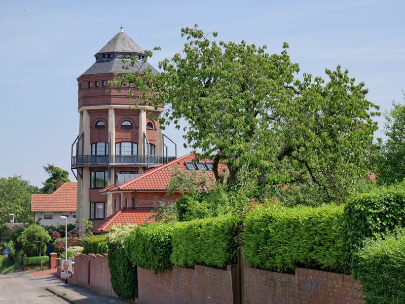 Das Bild zeigt den ehemaligen Wasserturm von Bramsche in der Nähe vom Hünenweg.
