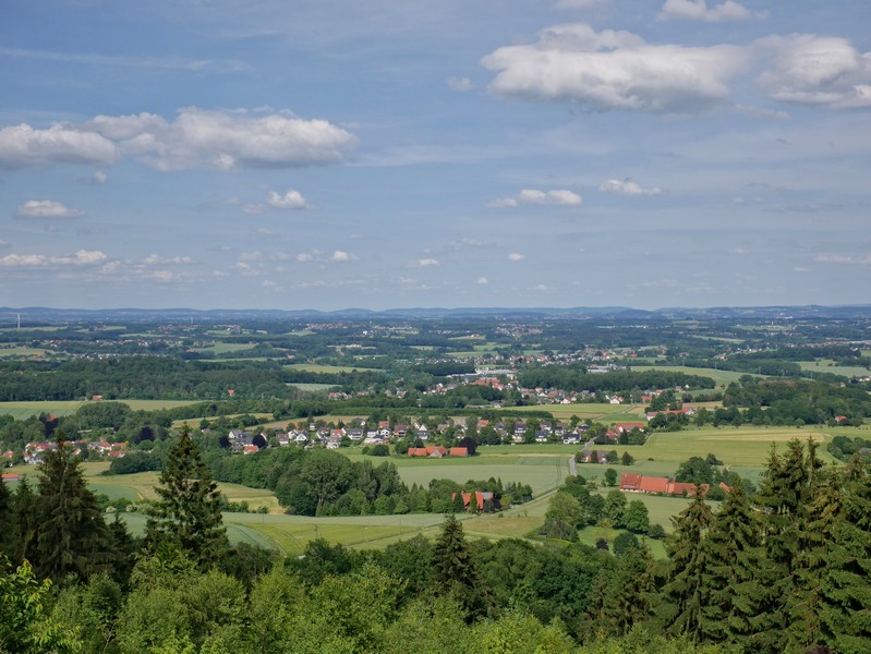 Das Bild zeigt die Aussicht von der Schwedenschanze.